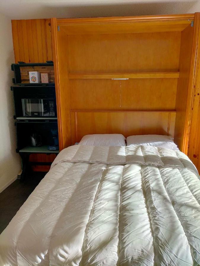 בסה-א-סנט-אנסטאיס Appartement Situe En Plein Centre A Deux Pas Des Pistes. מראה חיצוני תמונה